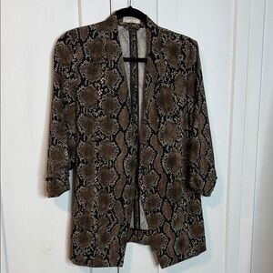 Aritzia brand Babaton - US6 - Brown & Green Python Snakeskin Blazer